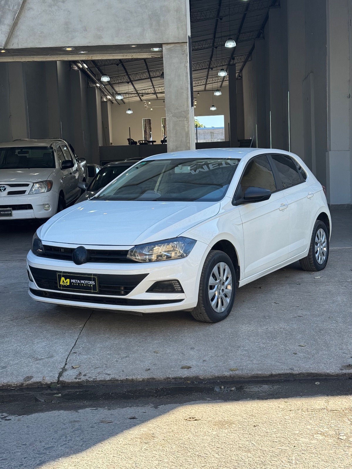 Volkswagen Polo Trendline 1.6  — foto 1
